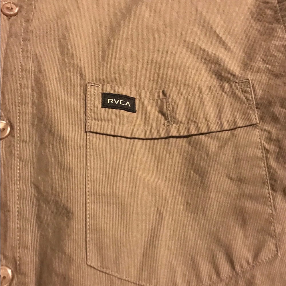 RVCA Button up - Picture 2 of 3